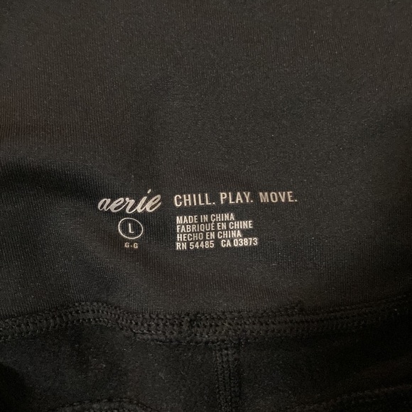2/$15 Aerie Crop Leggings Black with Side Detail - Picture 6 of 7